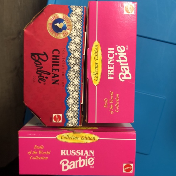 3 never taken out of boxes- Barbies! Around the world! French, Russian,Chilean - Picture 5 of 7